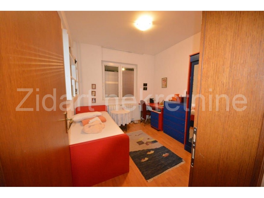Квартира, 1184 м², 278 000$ — FAKTOR